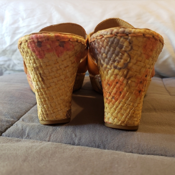 Born Wedge Sandals - Picture 3 of 8